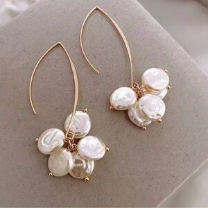 Katy Baroque Pearl Drop Earrings NWOT